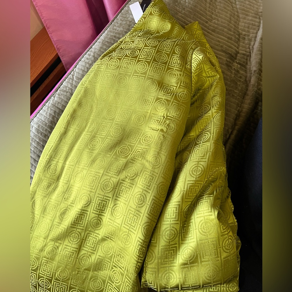 Green Quilted Natori Robe - Picture 7 of 8